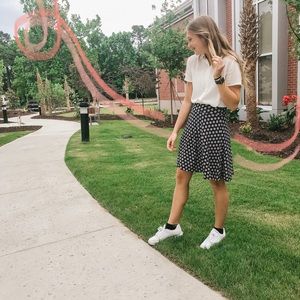 Meet your Posher, Abigail